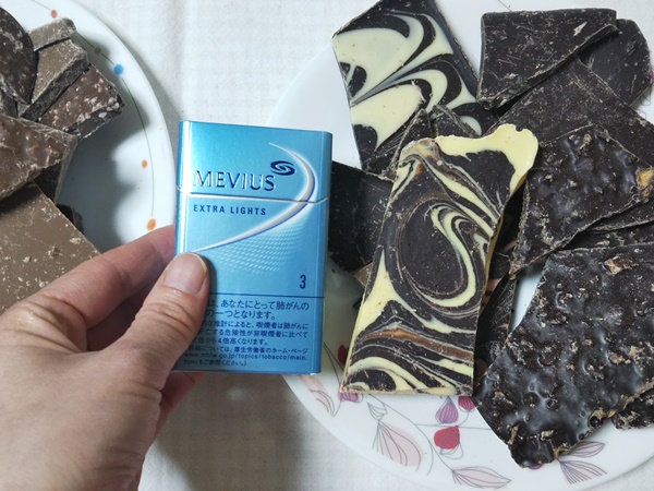 チュベ・ド・ショコラの割れチョコの大きさ